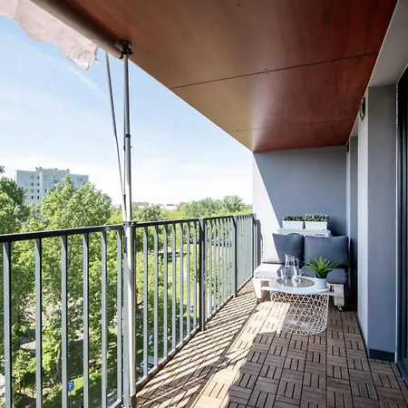 Labo Soho Minska * Warsaw